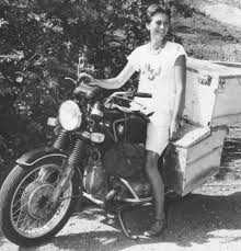 This lady I'm sure needs no introduction. Elspeth Beard. In the days before  sat-nav, internet, email and mobile phones. Elspeth bought a second-hand  1974 BMW R 60/6 flat twin, for £900 in