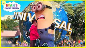 Despicable Me Minion Toy Hunts At Minions Hotel Universal Studio Amuse Minion Toy Kid Pool Amusement