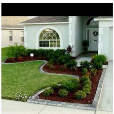 Pin By Selva Arjuna On Decoracoes De Quintal Front Yard Landscaping Design Front Yard Garden Front Yard Design