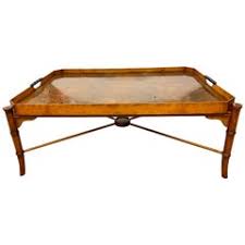 Mid century hollywood regency gilt iron base coffee table elliptical. Hollywood Regency Coffee And Cocktail Tables 636 For Sale At 1stdibs