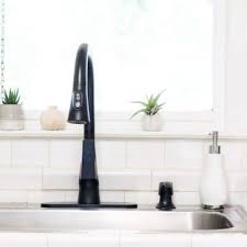 best kitchen faucets for farmhouse sinks