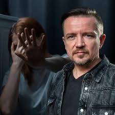 Architekt Franz Josef Arnold a spisovatel Gustav Meyrink; Internetový  slovník německých dialektů; Rozhovor s prezidentem zemského shromáždění  Němců v Čechách, na Moravě a ve Slezsku • mujRozhlas