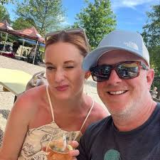 Maney (@maneyradio) • Instagram photos and videos