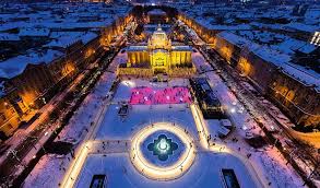 Evenimentul este deschis zilnic si reuneste o zona gastronomica variata cu produse specific. Cele Mai Frumoase Targuri De Craciun Din Europa Travelator