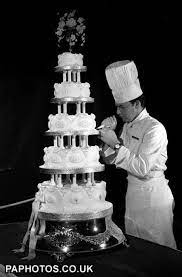 Princess Anne And Captain Mark Phillips Wedding Cake Royal Wedding Cake Royal Cakes Wedding Cakes Vintage