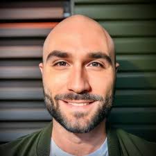 Congratulations to the remarkable 85 October '22 students who have been  awarded the prestigious Student Leadership and Academic Excellence  scholarships! 👏 👏 👏 Receiving the Student Leadership…