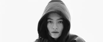 Madison Paige & Terra 'TJ' Wallace Get Intimate In Club-Banging Visual for  'Happy Now'