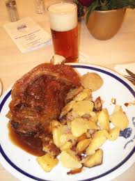 Die brauerei schumacher ist eine brauerei in der innenstadt von düsseldorf. Schumacher Alt Laatzen Bier Brauerei Schumacher Dusseldorf Reisebewertungen Tripadvisor
