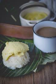It's chewier and some people say that it has much more nutrients. Sticky Rice With Thai Custard Food Thai Dessert Thai Desserts