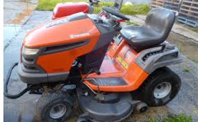 Simplicity lawn mower 38 inch twin cut !4hp kohler engine hydrostatic ready to go cheap for quick sale. As Is Ride On Mowers For Parts Second Hand Ride On Mowers Ride On Mowers Melbournemowercentre Com Au