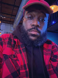 Doug Carson (@imdougieimfresh)