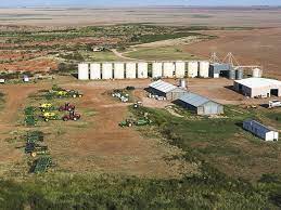 Louis to district judge dan mike bird for vernon, texas, approved the sale of the waggoner ranch between. Texas Ranch To Be Purchased By Stan Kroenke For 725 Million Inman