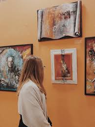 Dan wujud seni itu dapat berupa lukisan, seni grafis, patung, seni kriya, seni desain. 8 Unsur Seni Rupa Lengkap Kenali Dasar Dasarnya Hot Liputan6 Com