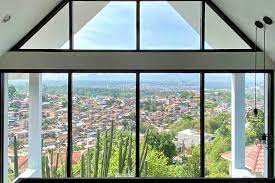 Di house of flowers, bisa lho! House Of Flowers Amazing View Netflix Bbq Villas For Rent In Kecamatan Cimenyan Jawa Barat Indonesia