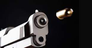 A police officer who seldom leaves the police. What Really Happens When You Get Shot Wired