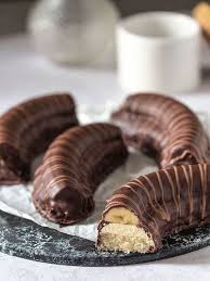 Bananenschnitten Mit Schokolade Rezept Zotter Schokolade Bananenschnitte Bananen Schnitten Bananenkuchen Rezepte