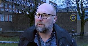 Polischefen: ”Vi slåss om samma advokater”