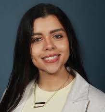 Karen Therrien's Instagram, Twitter & Facebook