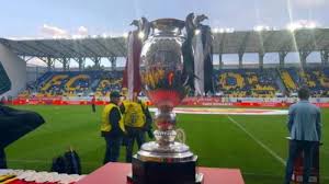 Ruminiya superkubogi) a rumin futbol g'oliblari ishtirok etgan chempionat liga i va kupa romaniei. Universitatea Craiova A CaÈ™tigat Supercupa Romaniei La Fotbal