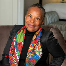13 ans. et le film qui en a découlé ainsi que le second livre de christiane felscherinow moi, christiane f., la. Christiane Taubira Je N Attendais Pas Un Tel Deferlement De Violence Femme Actuelle Le Mag