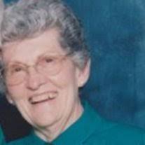 Elinor Wolfe's Instagram, Twitter & Facebook