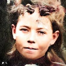 Ellen Sewell's Instagram, Twitter & Facebook