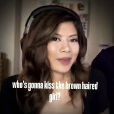 Isabelle Terry's Instagram, Twitter & Facebook