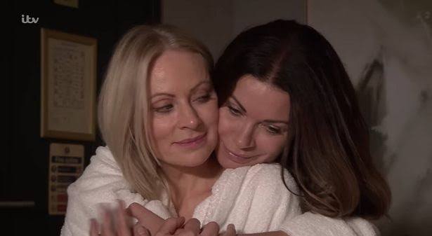 Coronation Street 'confirms' Carla cheats on Lisa - and it's with someone  unexpected | Belfast Live