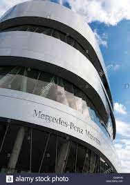 Le Musee Mercedes Benz Stuttgart Allemagne Photo Stock Alamy