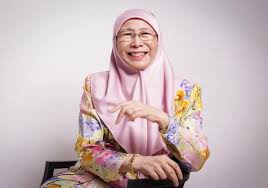 We believe the right leader of the country has nothing to do with races and religions. 7 Things To Know About Malaysia S First Female Deputy Prime Minister Buro 24 7 Malaysia