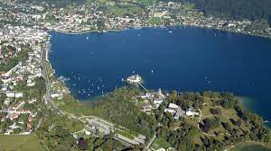 It has 13,204 inhabitants (estimates 2016 ). Rund Um Den Traunsee Urlaub In Hallstatt Im Salzkammergut
