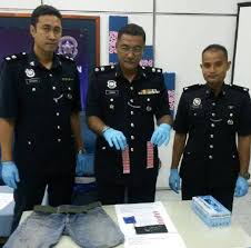 Ibu pejabat polis dungun, dungun, 23000, malaysia. Polis Tahan Lelaki Rampas Dadah Bernilai Rm7 050