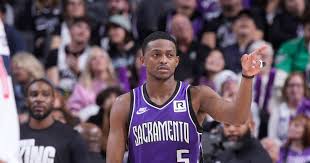 Spurs Reportedly Close in Signing 