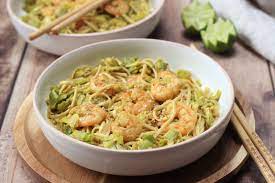 Nouilles Sautees Aux Poireaux Crevettes Les Petits Plaisirs De Doro