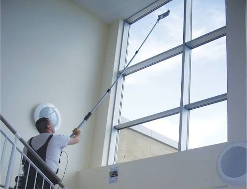 Cây lau kính chuyên dụng – dụng cụ không thể thiếu trong mỗi gia đình - BSCI