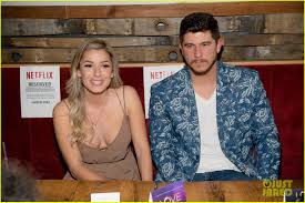 Love Is Blind Stars Reunite For Finale Viewing Party See Who Is Still Together Photo 4443675 Amber Pike Cameron Hamilton Carlton Morton Damian Powers Diamond Jackson Giannina Gibelli Kelly Chase