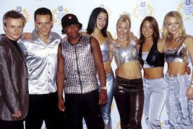 S Club 7 Is Reuniting For A Great Cause All The Details S Club 7 Fashion News Spice Girls