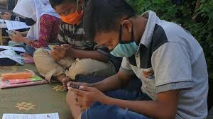 Check spelling or type a new query. Permasalahan Kompleks Pembelajaran Daring Mulai Siswa Hingga Pengajar Temui Hambatan Tribun Jogja