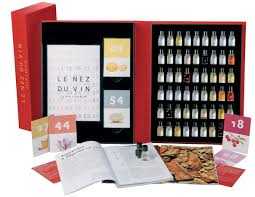 Chalon/saone page on flashscore.com offers livescore, results, standings and match details. Le Nez Du Vin 54 Aromes Collection Complete En Francais Coffret French Edition Jean Lenoir 9782906518261 Amazon Com Books