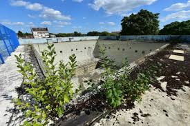 Lille La Piscine Marx Dormoy A Dit Adieu A Son Plongeoir De 44 Ans