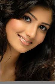 Who is Leena (model) dating? Leena (model) boyfriend, husband