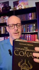 A wonderful set for @brian.mcclellan Powder Mage series done by  @thebrokennbinding. This one will finally be happening next year for me,  for sure! #Unboxing #BrianMcClellan #PowderMage #TheBrokenBinding