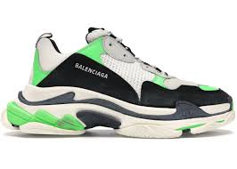 Balenciaga Triple S Green Black In 2020 Leather Sneakers Balenciaga Sneakers Sneakers