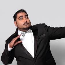 Episod penuh maharaja lawak mega 2013, bit.ly/mlm13full langgan trclips astro gempak, bit.ly/ytgempak portal. Stand Up Comedian Kavin Jay Reaches Out To Bahasa Audiences In Maharaja Lawak Mega