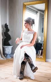 It has the perfect words to incorporate a little bit of fun and humor into your reading. New Country Love Songs In 2021 The Best Country Music For You