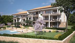 Privati vendono causa trasferimento all'estero splendido appartamento trilocale , molto generoso di metratura. Appartamento In Vendita A Desenzano Del Garda Impresa Edile Dal Pra
