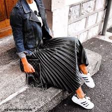 Black And White Pleated Midi Skirt Click Buy Black Metallic Pleated Elastic High Waist Summer Skirt Metalic Midi Length Skirt And Sneakers Leather Skirt Outfit Black Pleated Skirt Outfit