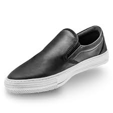 Chaussure de cuisine noire confortable et très légère grâce à son. Chaussures Clement Design