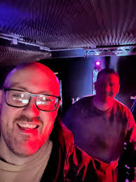 Tonight at The Lazy Lizard Hernando Beach Downsyde Up 90's Tribute Band  will be Rocking to the best hits of the 90s. Songs from Bush, STP, Creed, 3  Doors Down, Blink 182