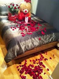 Pin On Romantic Bedrooms These romantic gifts will show your girlfriend or wife just how much you're thinking of her this holiday season.